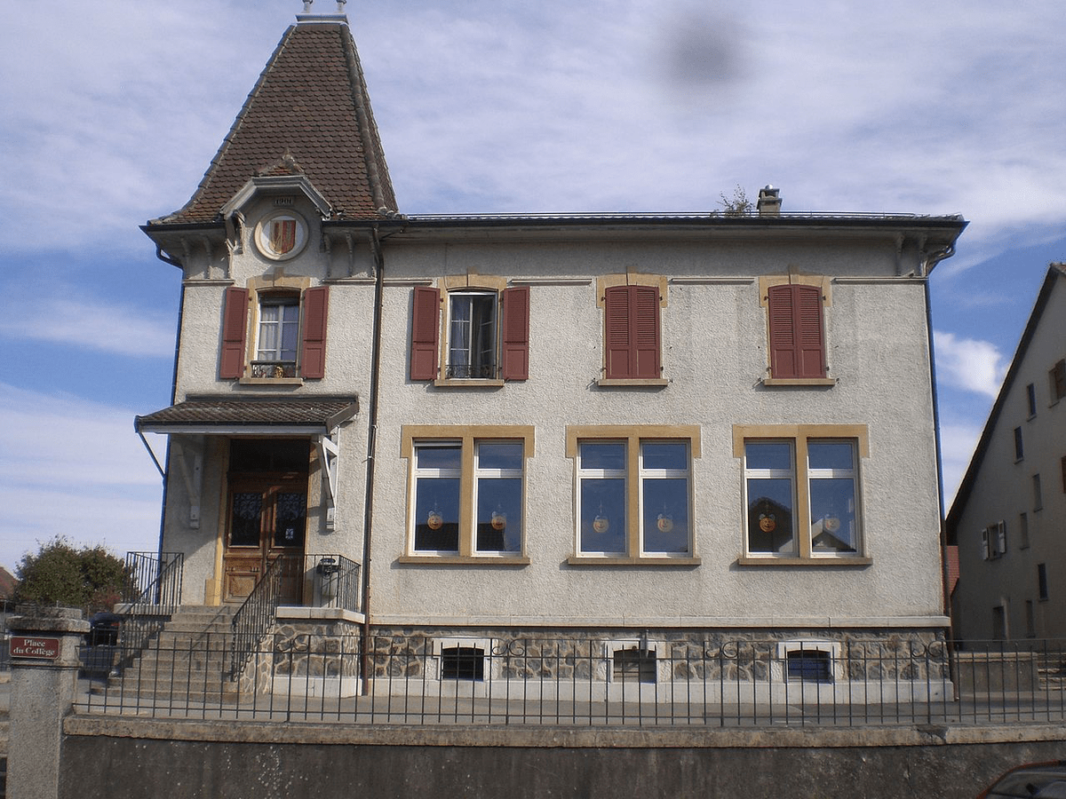 School building of Penthéréaz, canton of Vaud
