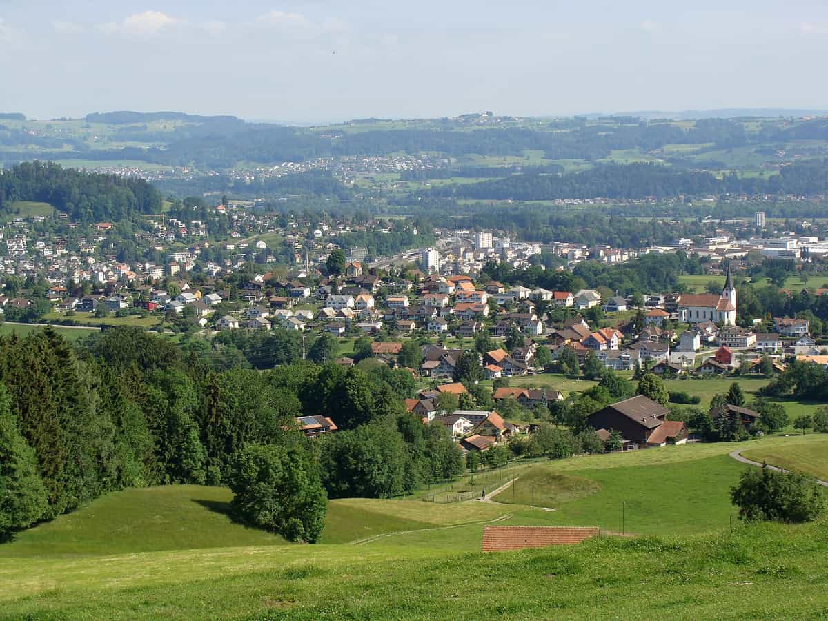 Uzwil aufgenommen aus Richtung Süden (Eppenberg)