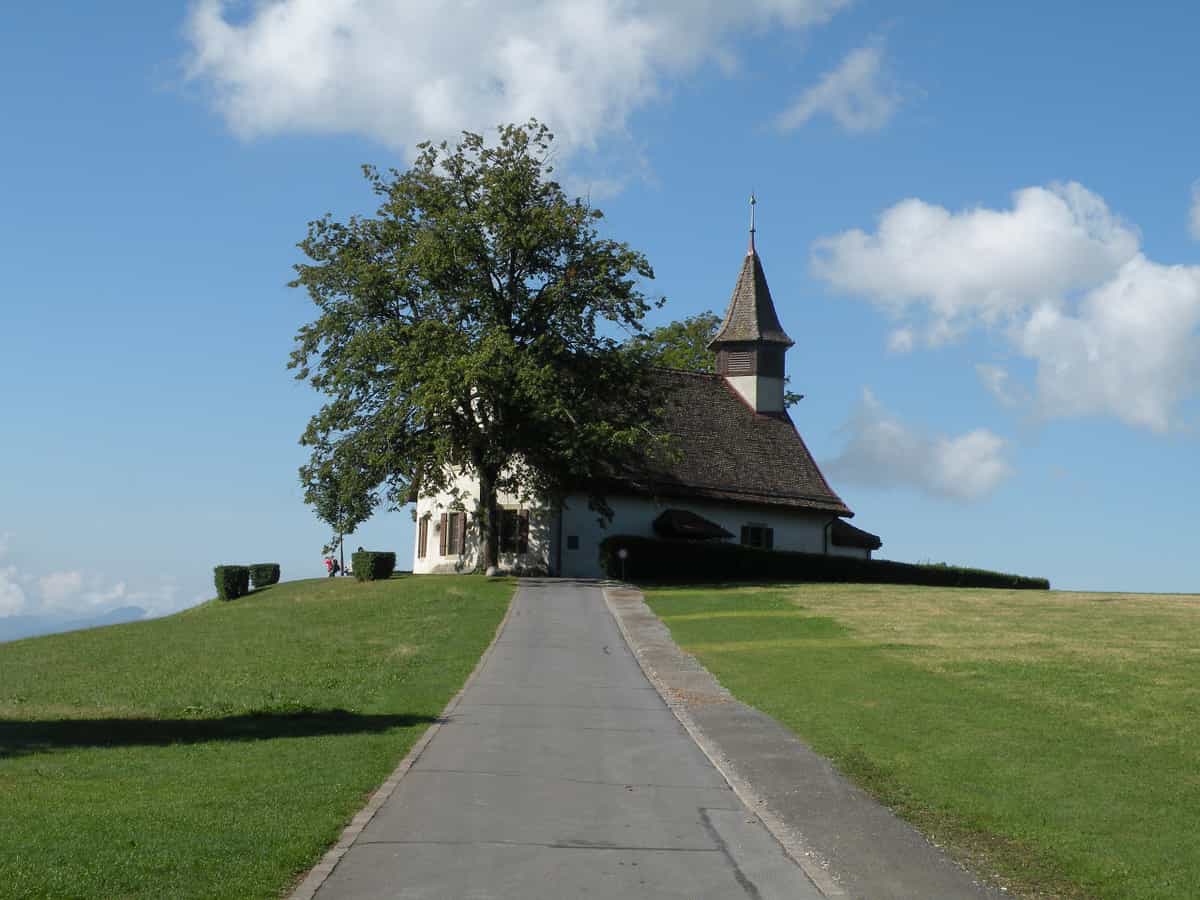 Die Kirche von Les Croisettes.