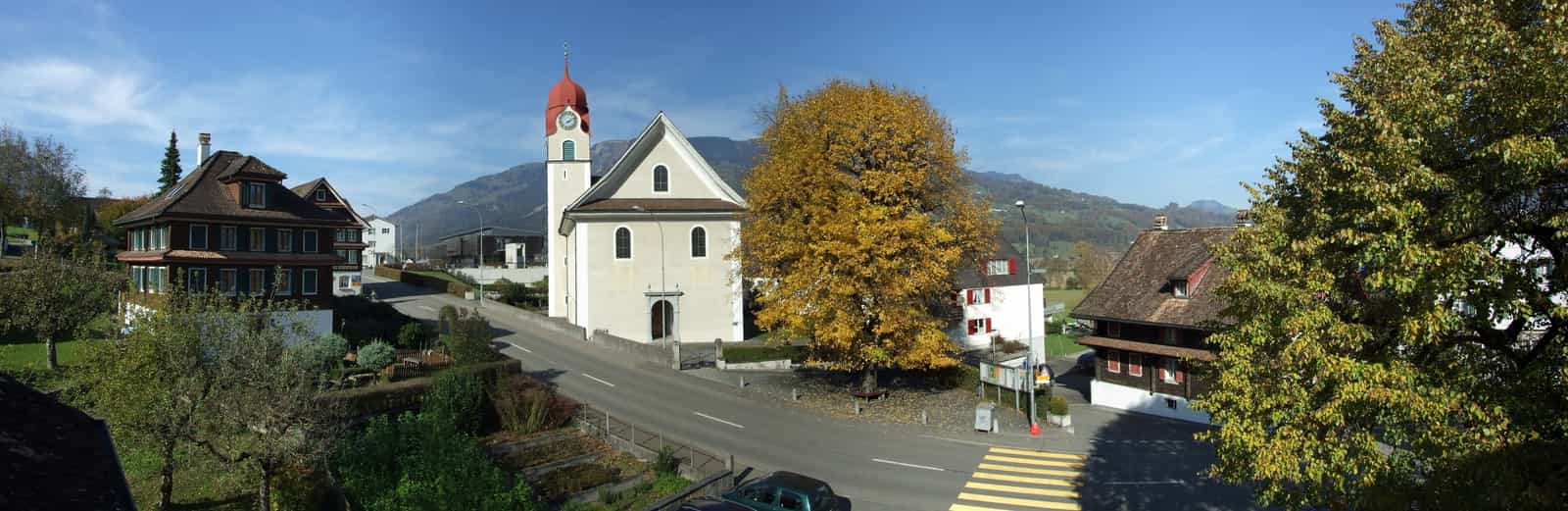 Ortskern von Lauerz mit Kirche