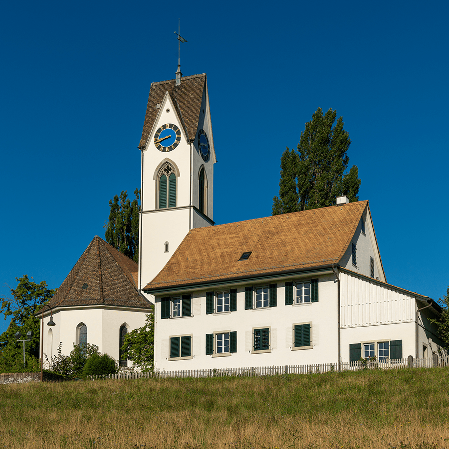 Reformierte Kirche und reformiertes Pfarrhaus in Uetikon am See (ZH)