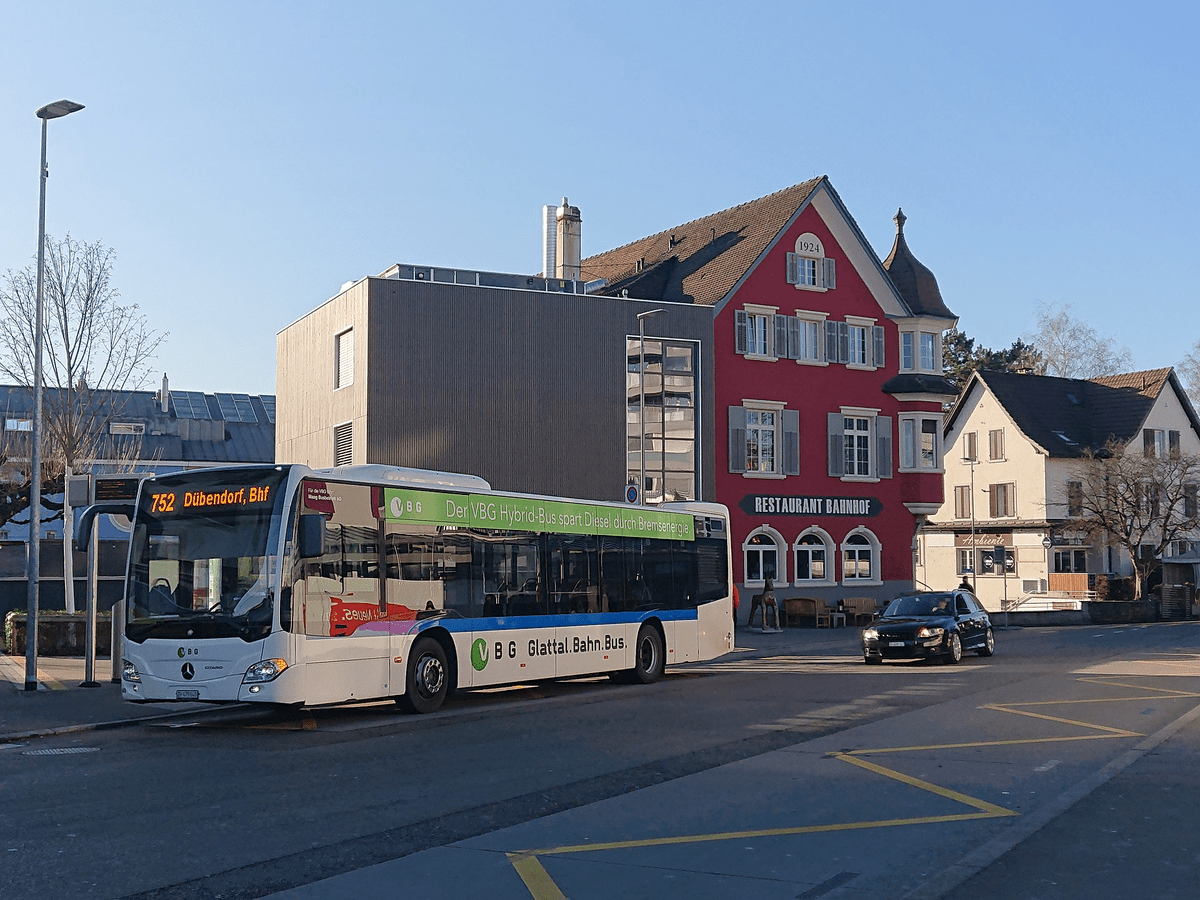 Bahnhof Dübendorf - Sicht auf das ehemalige Restaurant Bahnhof