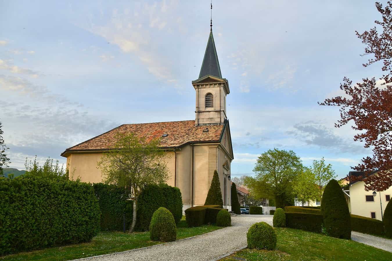 L'église de Bursinel (VD), en Suisse.