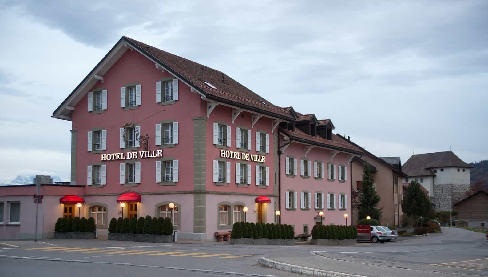 Rathaus von Attalens, Kanton Freiburg, Schweiz.