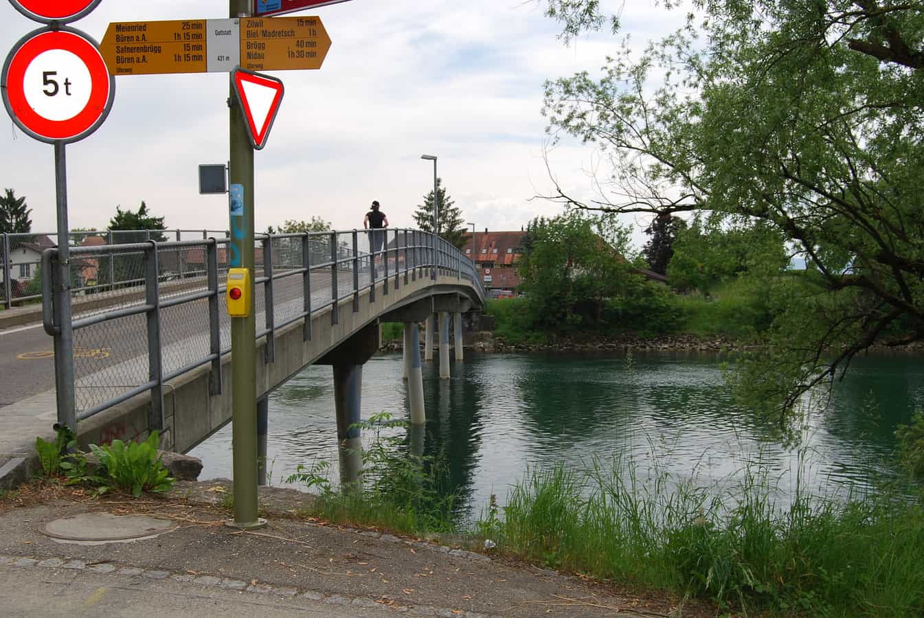 Brücke über den Nidau-Büren-Kanal zwischen Orpund und Scheuren, Kanton Bern