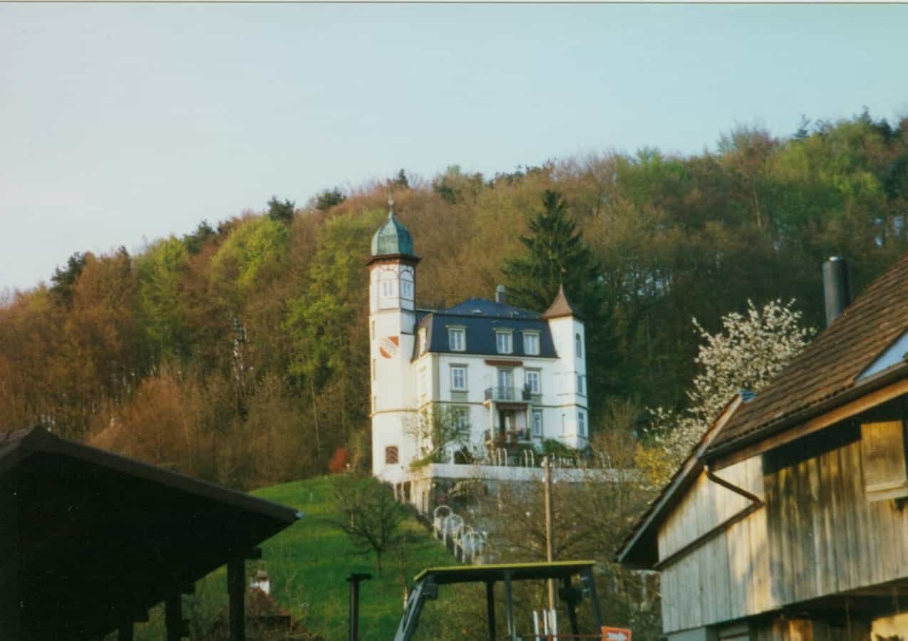Schloss in Dotzigen, Bern