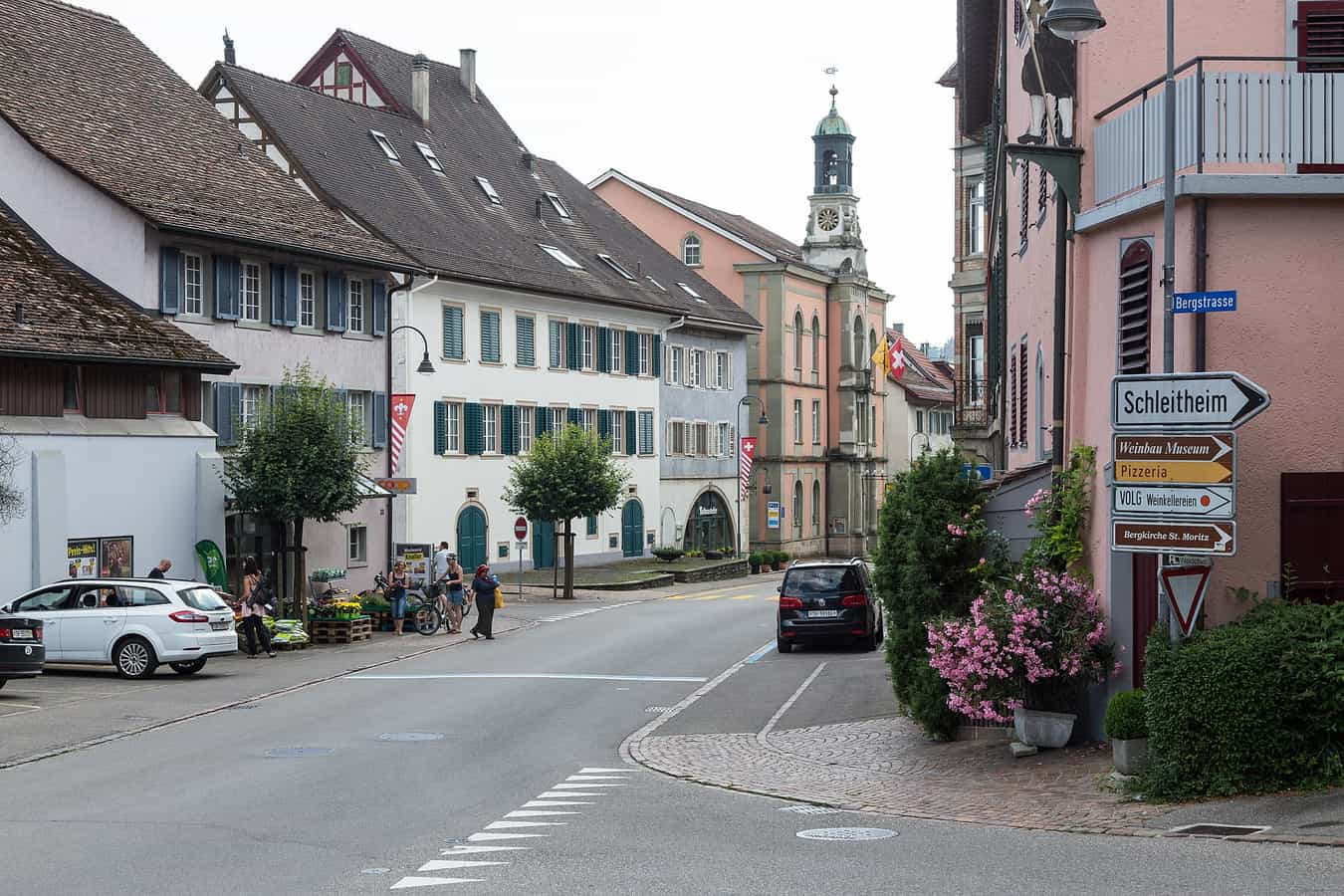 Hauptstrasse in Hallau